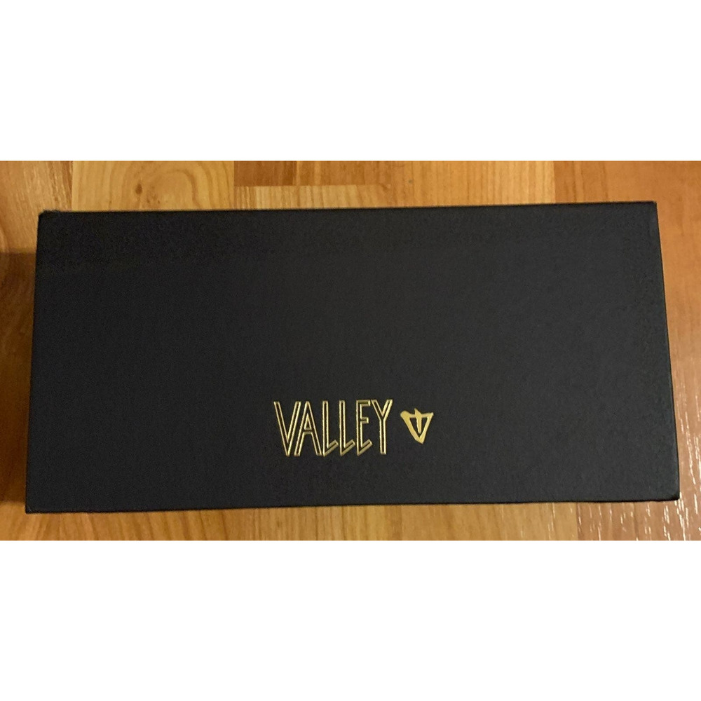 Valley sunglasses empty box